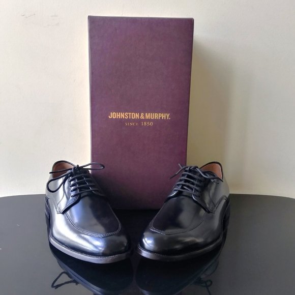 Johnston & Murphy Men\'s Bradford Moc Toe in Beautiful Black Brush-Off Leather main image 11